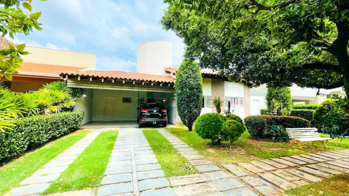 Foto 1 de Casa de Condomínio com 3 quartos para alugar, 236m2 em Sao Jose Do Rio Preto - SP