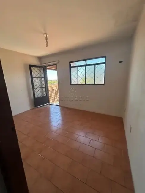 Foto 1 de Casa com 2 quartos para alugar, 60m2 em Sao Jose Do Rio Preto - SP