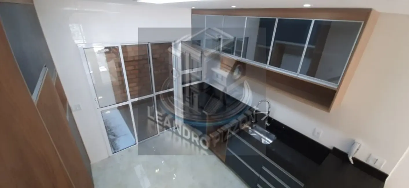 Sobrado com 3 quartos à venda, 125m2 em Vila Brasílio Machado, São Paulo - SP - imagem 9 Foto 9 de Sobrado com 3 quartos à venda, 125m2 em Vila Brasílio Machado, São Paulo - SP