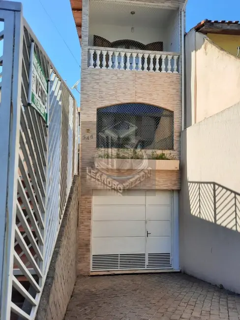 Sobrado com 2 quartos à venda, 225m2 em Jardim Nice, São Paulo - SP - imagem 2 Foto 2 de Sobrado com 2 quartos à venda, 225m2 em Jardim Nice, São Paulo - SP