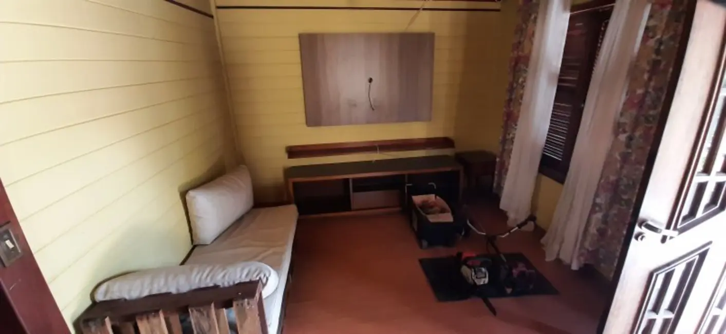 Foto 3 de Casa de Condomínio com 3 quartos à venda, 260m2 em Arujá Country Club, Aruja - SP