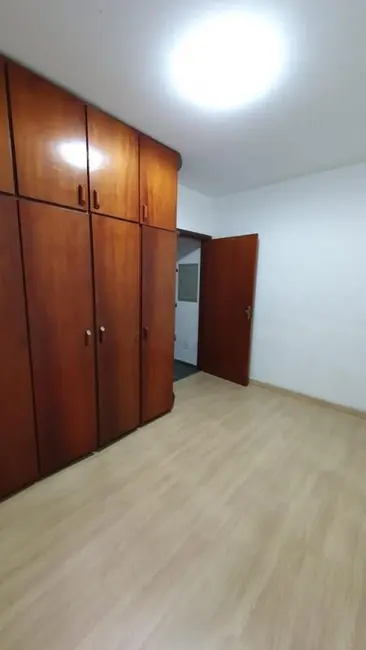 Foto 8 de Casa de Condomínio com 3 quartos para alugar, 187m2 em Arujá Country Club, Aruja - SP