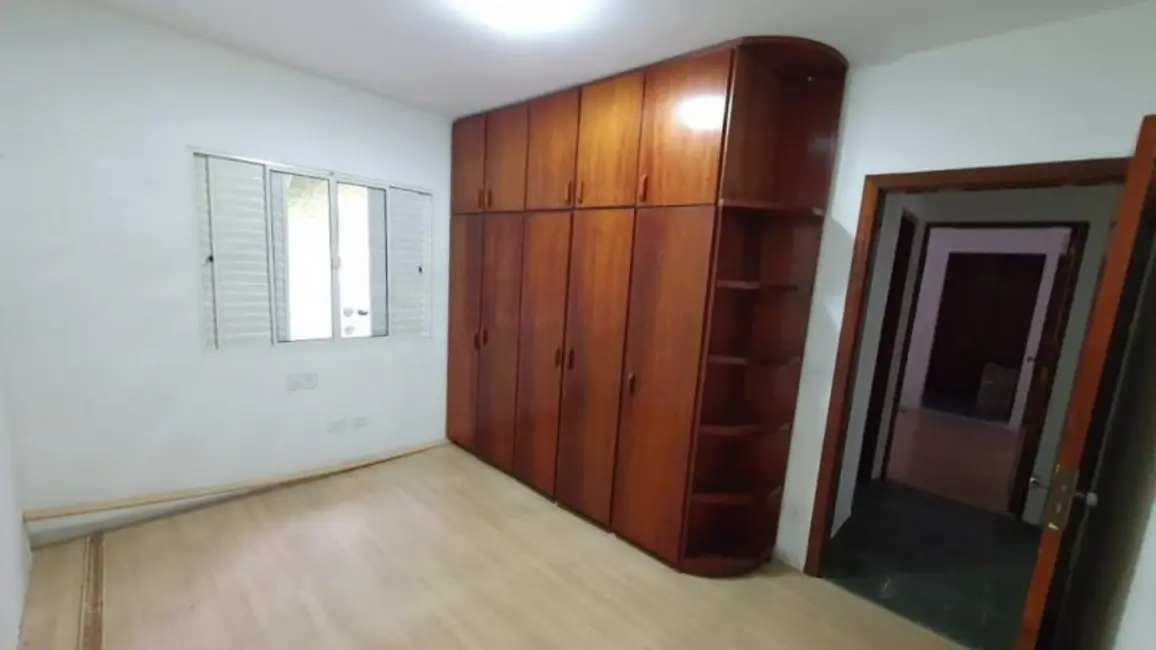 Foto 9 de Casa de Condomínio com 3 quartos para alugar, 187m2 em Arujá Country Club, Aruja - SP