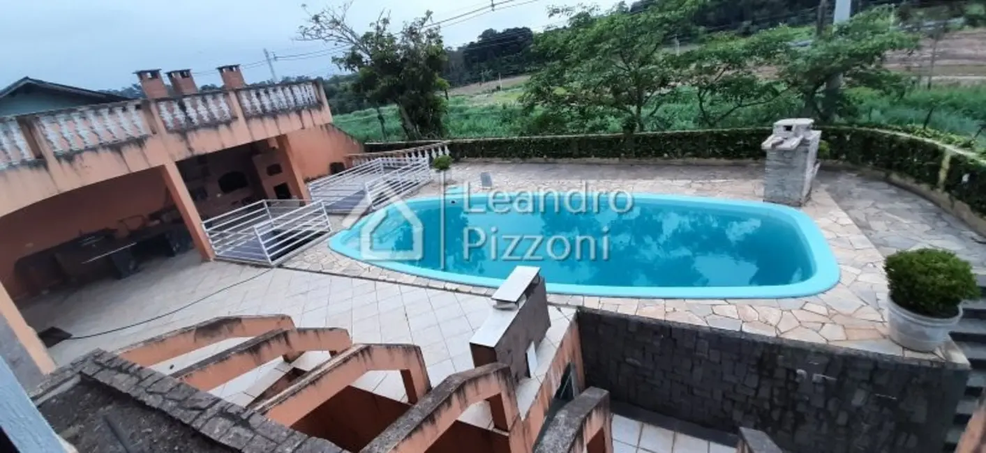 Foto 1 de Casa com 5 quartos à venda, 650m2 em Jordanópolis, Aruja - SP