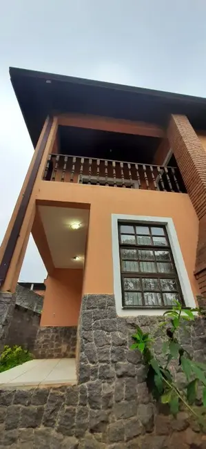 Foto 5 de Casa com 5 quartos à venda, 650m2 em Jordanópolis, Aruja - SP