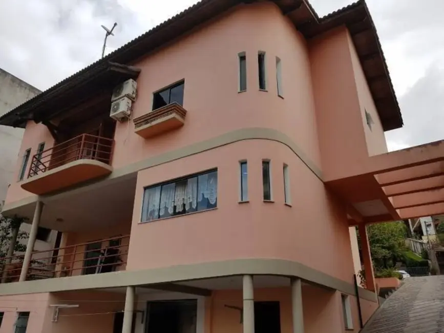 Foto 5 de Casa com 4 quartos à venda, 1260m2 em Arujázinho I, II e III, Aruja - SP