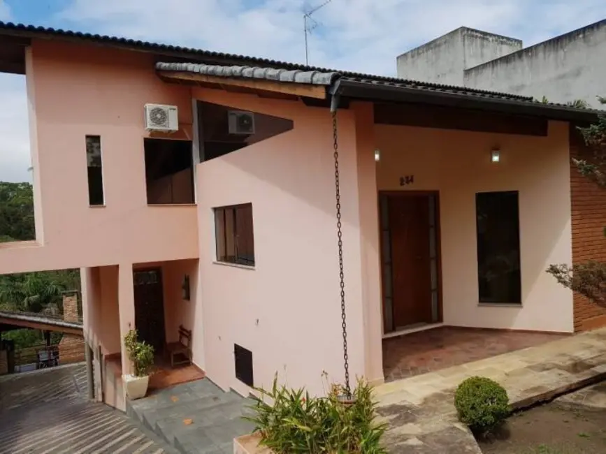 Foto 3 de Casa com 4 quartos à venda, 1260m2 em Arujázinho I, II e III, Aruja - SP