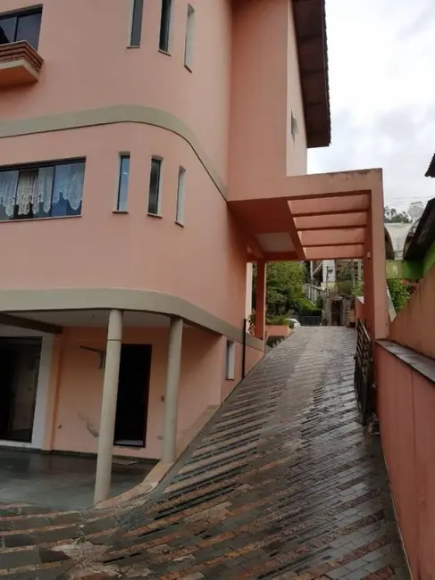 Foto 4 de Casa com 4 quartos à venda, 1260m2 em Arujázinho I, II e III, Aruja - SP