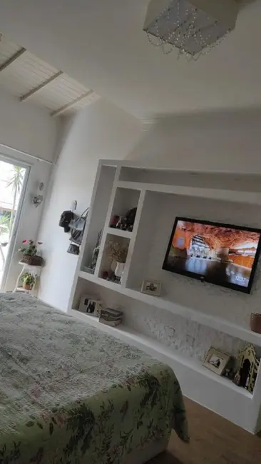 Foto 9 de Casa com 5 quartos à venda, 450m2 em Aruja - SP