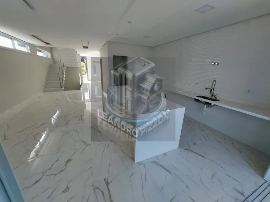 Foto 1 de Casa com 4 quartos à venda, 310m2 em Jardim Fazenda Rincão, Aruja - SP