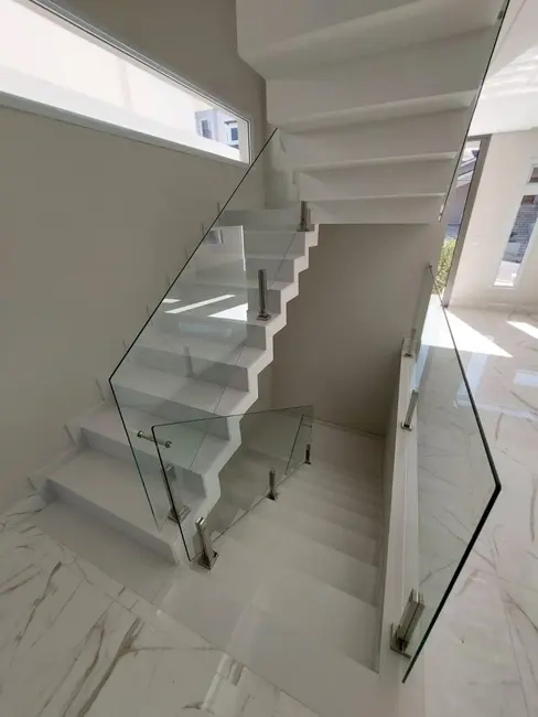 Foto 8 de Casa com 4 quartos à venda, 310m2 em Jardim Fazenda Rincão, Aruja - SP