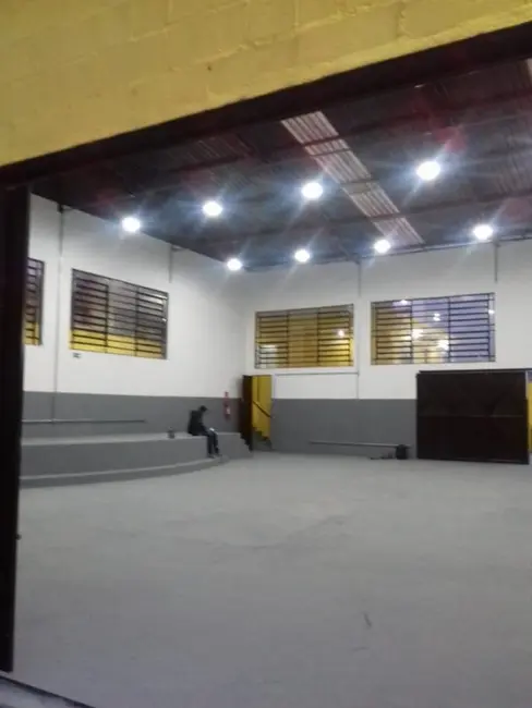 Foto 4 de Armazém / Galpão à venda, 775m2 em Vila Ferlópolis, Itaquaquecetuba - SP