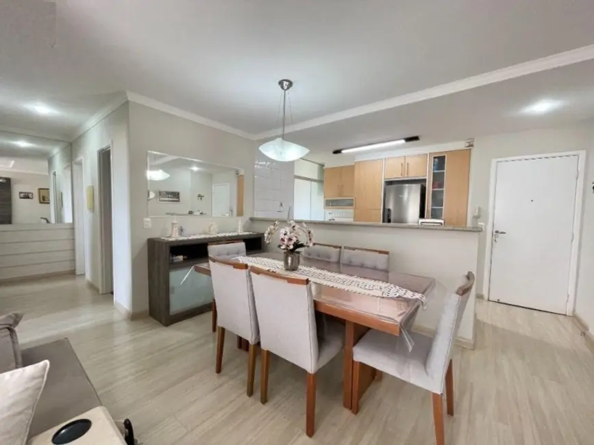 Foto 5 de Apartamento com 3 quartos para alugar, 79m2 em Gleba Fazenda Palhano, Londrina - PR