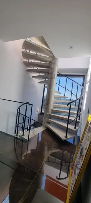 Foto 8 de Casa com 4 quartos para alugar, 336m2 em Aruja - SP