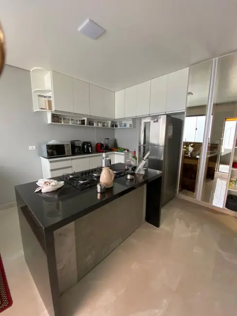 Foto 5 de Casa com 2 quartos à venda, 200m2 em Arujá Centro Residencial, Aruja - SP