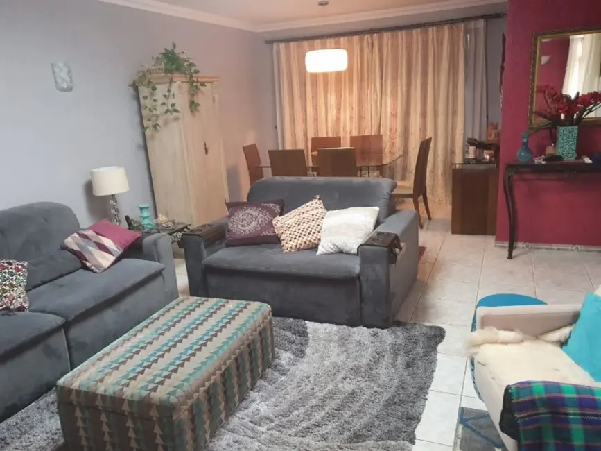 Casa com 3 quartos à venda, 220m2 em Jardim Umuarama, São Paulo - SP - imagem 5 Foto 5 de Casa com 3 quartos à venda, 220m2 em Jardim Umuarama, São Paulo - SP