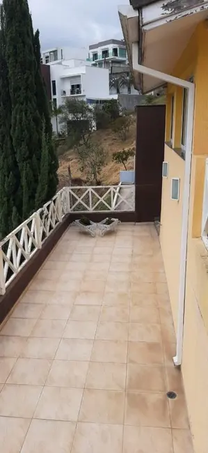 Foto 6 de Casa de Condomínio com 3 quartos à venda, 210m2 em Aruja - SP