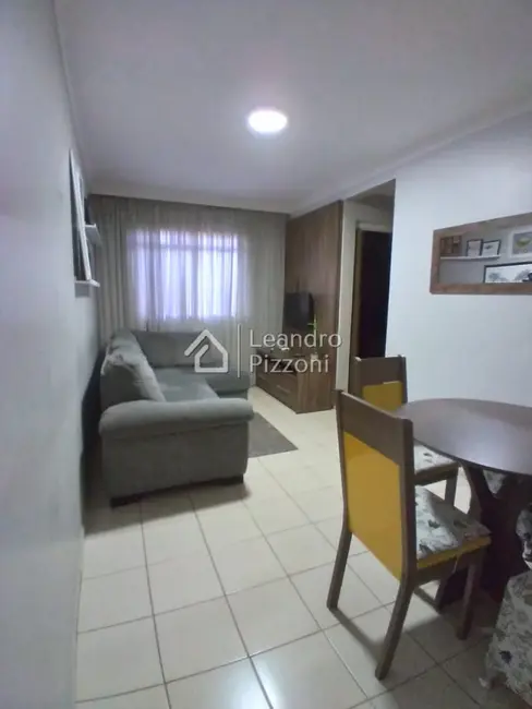 Foto 1 de Apartamento com 2 quartos à venda, 49m2 em São Pedro, Londrina - PR