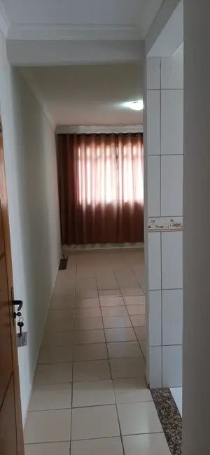 Foto 4 de Apartamento com 2 quartos à venda, 49m2 em São Pedro, Londrina - PR