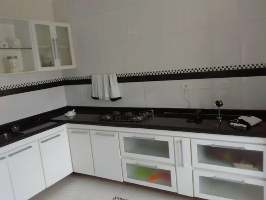 Foto 9 de Casa de Condomínio com 3 quartos à venda, 320m2 em Aruja - SP