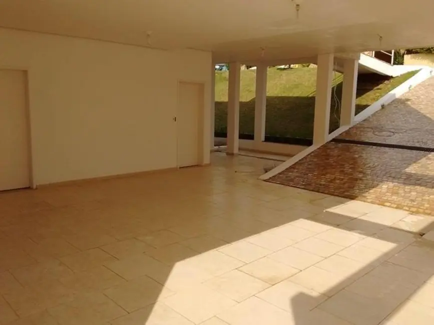 Foto 8 de Casa de Condomínio com 3 quartos para alugar, 320m2 em Aruja - SP