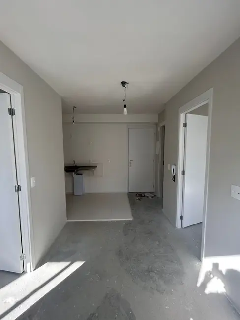 Foto 5 de Apartamento com 2 quartos à venda, 36m2 em Vila das Bandeiras, Guarulhos - SP