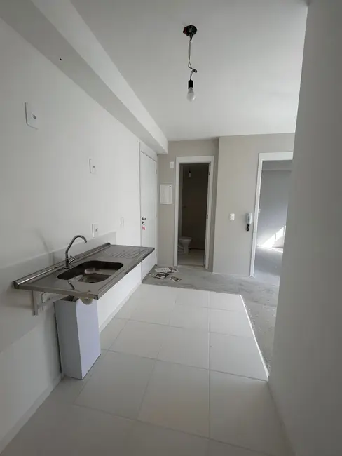 Foto 9 de Apartamento com 2 quartos à venda, 36m2 em Vila das Bandeiras, Guarulhos - SP