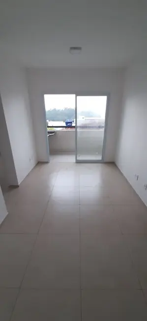 Foto 4 de Apartamento com 2 quartos para alugar, 57m2 em Jordanópolis, Aruja - SP