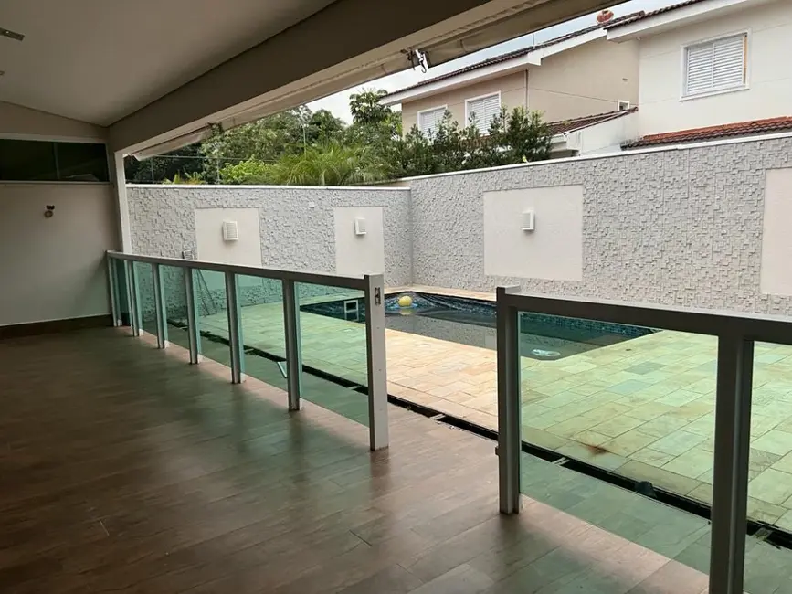 Foto 3 de Casa com 3 quartos para alugar, 200m2 em Jardim Limoeiro, Aruja - SP