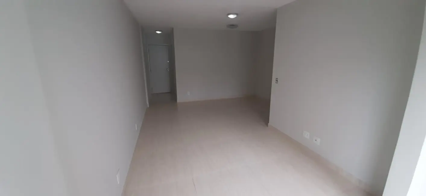 Foto 9 de Apartamento com 3 quartos para alugar, 79m2 em Gleba Fazenda Palhano, Londrina - PR