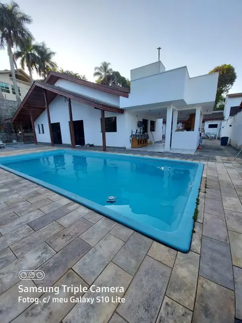 Foto 1 de Casa de Condomínio com 4 quartos à venda, 368m2 em Jardim das Cerejeiras, Aruja - SP