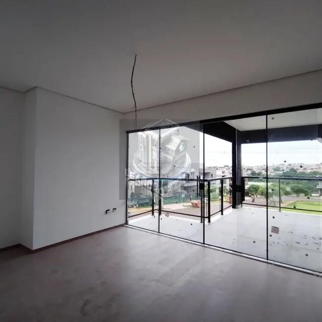 Casa com 4 quartos à venda, 317m2 em Conjunto Habitacional Alexandre Urbanas, Londrina - PR - imagem 4 Foto 4 de Casa com 4 quartos à venda, 317m2 em Conjunto Habitacional Alexandre Urbanas, Londrina - PR