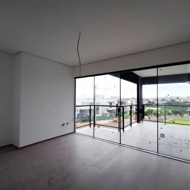 Foto 4 de Casa com 4 quartos à venda, 317m2 em Conjunto Habitacional Alexandre Urbanas, Londrina - PR