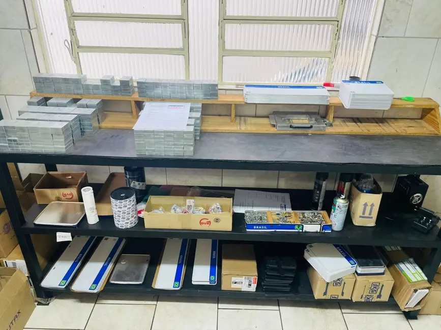 Loja à venda, 100m2 em Antares, Londrina - PR - imagem 5 Foto 5 de Loja à venda, 100m2 em Antares, Londrina - PR