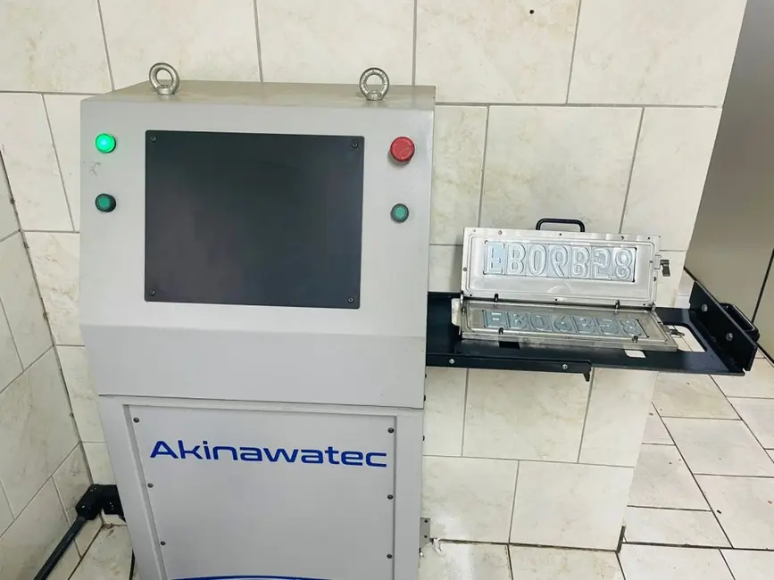 Loja à venda, 100m2 em Antares, Londrina - PR - imagem 9 Foto 9 de Loja à venda, 100m2 em Antares, Londrina - PR