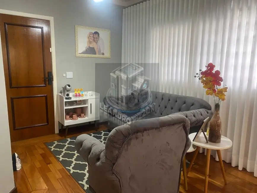 Casa com 3 quartos à venda, 164m2 em Ideal, Londrina - PR - imagem 7 Foto 7 de Casa com 3 quartos à venda, 164m2 em Ideal, Londrina - PR