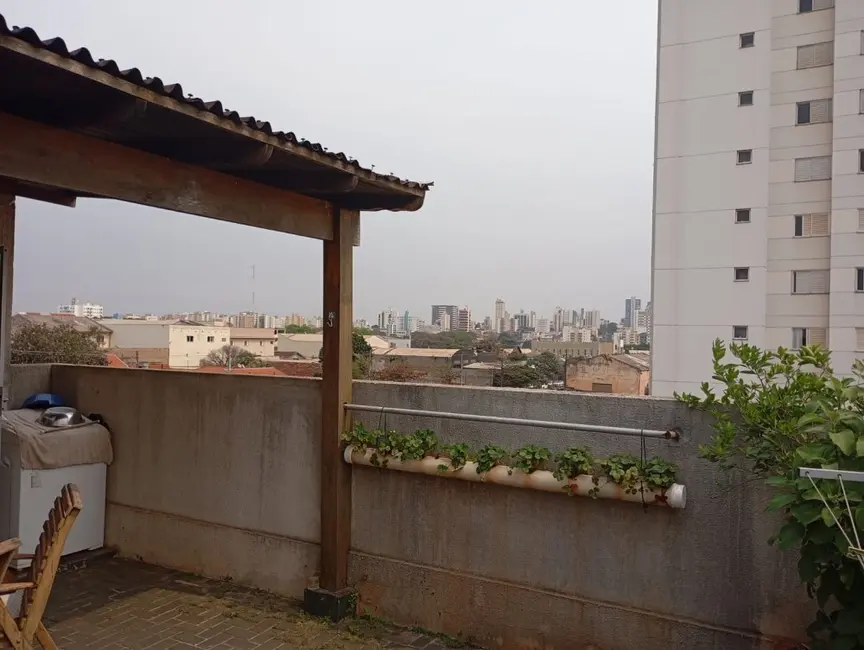 Cobertura com 3 quartos à venda, 119m2 em Nossa Senhora de Lourdes, Londrina - PR - imagem 9 Foto 9 de Cobertura com 3 quartos à venda, 119m2 em Nossa Senhora de Lourdes, Londrina - PR