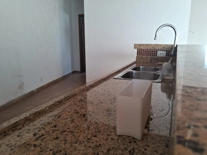 Foto 4 de Loja para alugar, 120m2 em Jardim das Cerejeiras, Aruja - SP