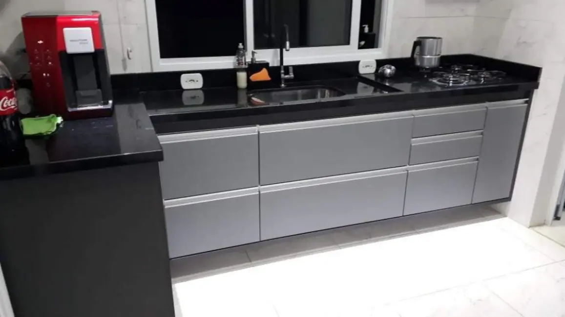 Foto 5 de Casa de Condomínio com 4 quartos à venda, 250m2 em Arujá Country Club, Itaquaquecetuba - SP