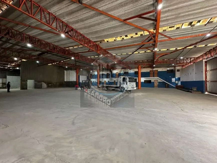 Foto 1 de Armazém / Galpão para alugar, 2750m2 em Vila Carmosina, São Paulo - SP