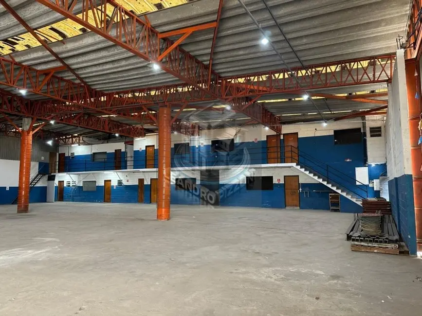 Armazém / Galpão para alugar, 2750m2 em Vila Carmosina, São Paulo - SP - imagem 4 Foto 4 de Armazém / Galpão para alugar, 2750m2 em Vila Carmosina, São Paulo - SP