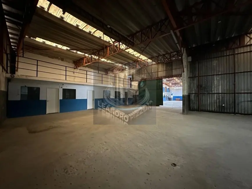 Armazém / Galpão para alugar, 2750m2 em Vila Carmosina, São Paulo - SP - imagem 7 Foto 7 de Armazém / Galpão para alugar, 2750m2 em Vila Carmosina, São Paulo - SP