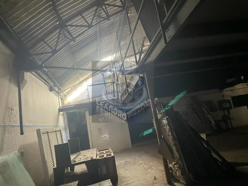 Foto 9 de Armazém / Galpão à venda, 1250m2 em Canindé, São Paulo - SP