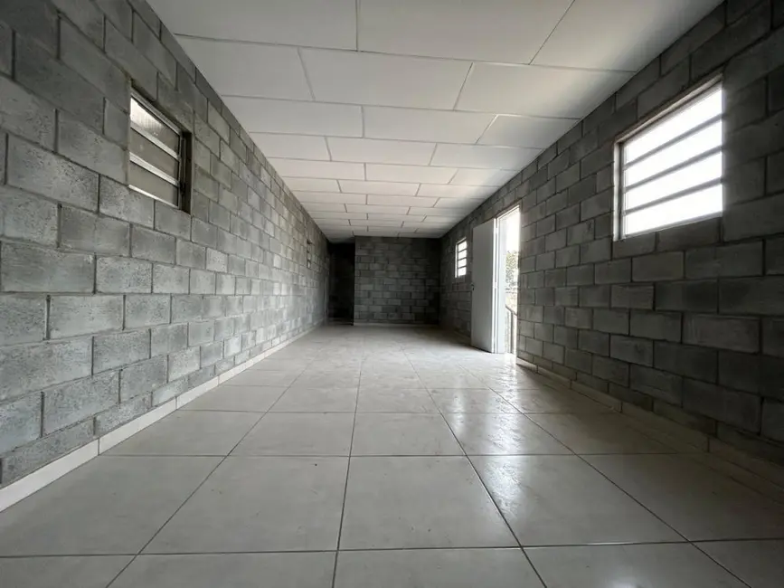 Foto 2 de Armazém / Galpão para alugar, 1250m2 em Jardim São Paulo, Itaquaquecetuba - SP