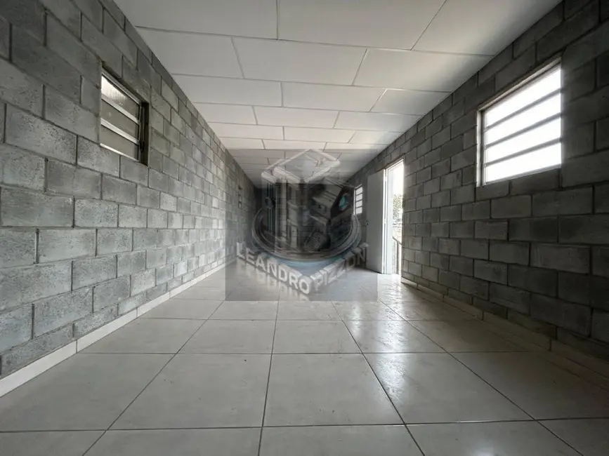 Foto 2 de Armazém / Galpão para alugar, 1250m2 em Jardim São Paulo, Itaquaquecetuba - SP