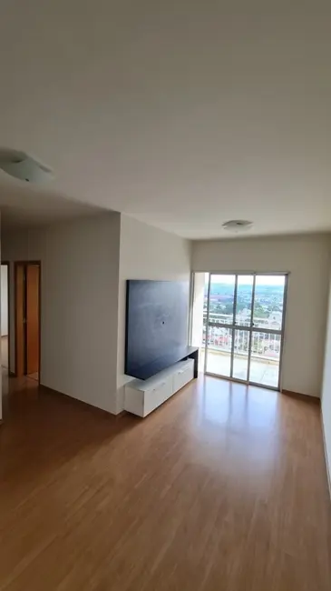 Foto 3 de Apartamento com 3 quartos à venda, 73m2 em Terra Bonita, Londrina - PR
