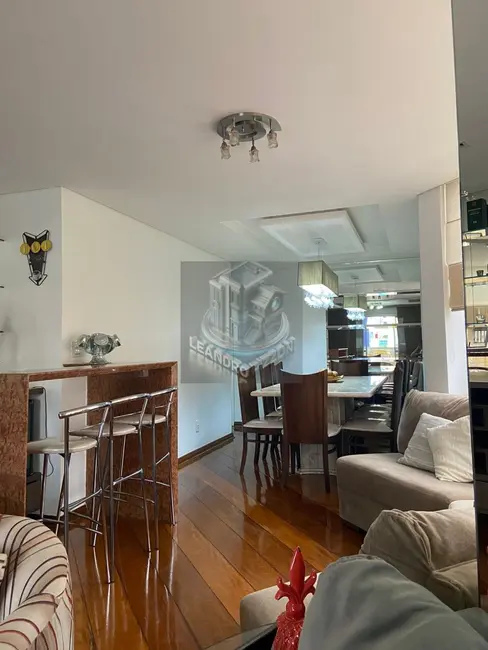 Apartamento com 3 quartos à venda, 132m2 em Centro, Londrina - PR - imagem 4 Foto 4 de Apartamento com 3 quartos à venda, 132m2 em Centro, Londrina - PR