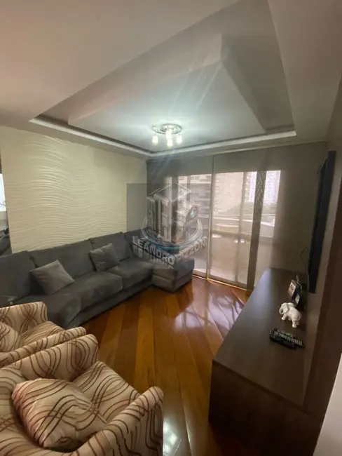 Apartamento com 3 quartos à venda, 132m2 em Centro, Londrina - PR - imagem 8 Foto 8 de Apartamento com 3 quartos à venda, 132m2 em Centro, Londrina - PR