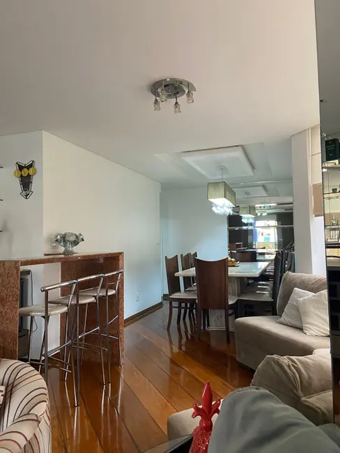 Apartamento com 3 quartos à venda, 132m2 em Centro, Londrina - PR - imagem 4 Foto 4 de Apartamento com 3 quartos à venda, 132m2 em Centro, Londrina - PR