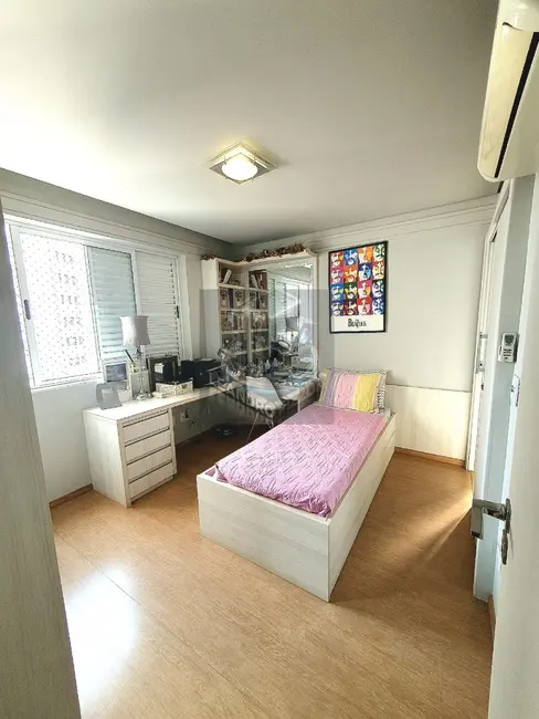 Apartamento com 3 quartos à venda, 156m2 em Bela Suiça, Londrina - PR - imagem 6 Foto 6 de Apartamento com 3 quartos à venda, 156m2 em Bela Suiça, Londrina - PR